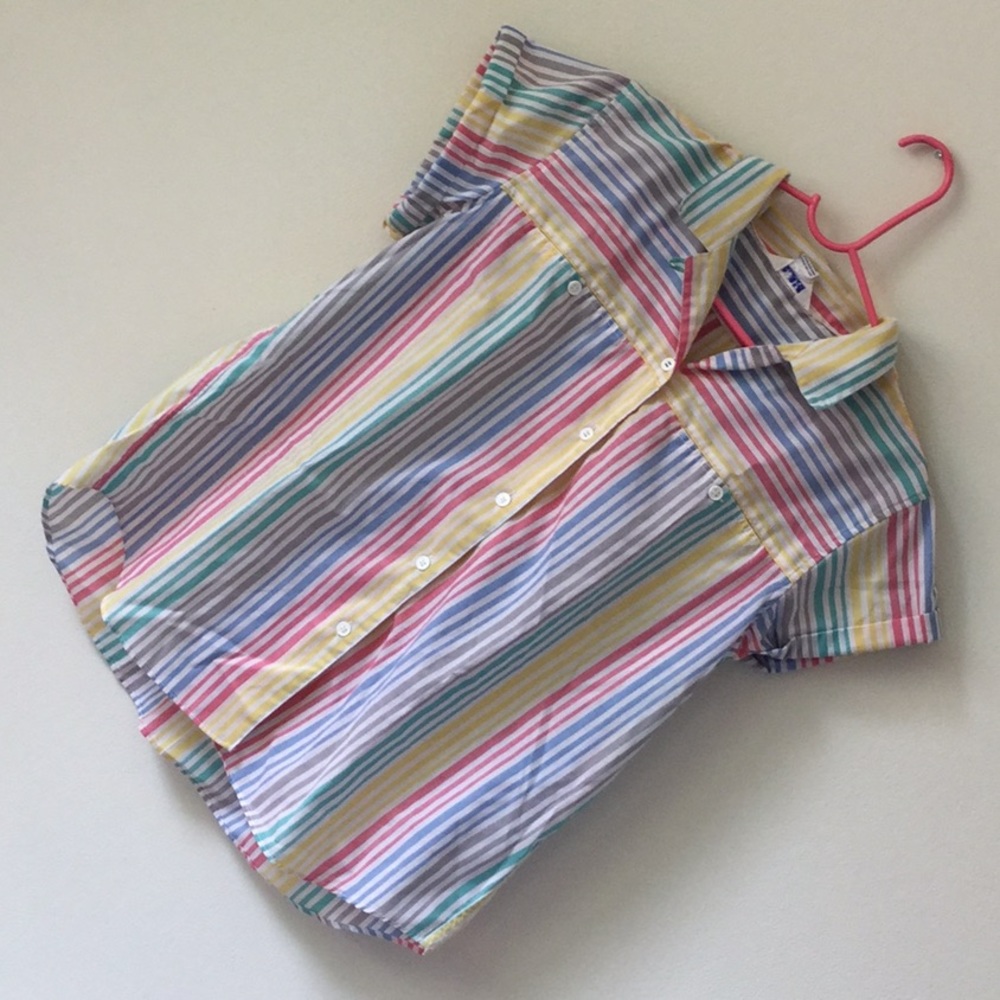 Vintage Women’s Light weight rainbow stripe top